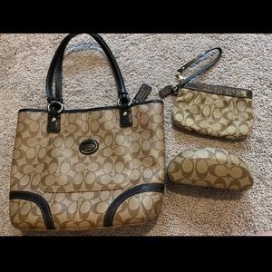 Authentic Coach bag with matching wristlet & sunglasses case